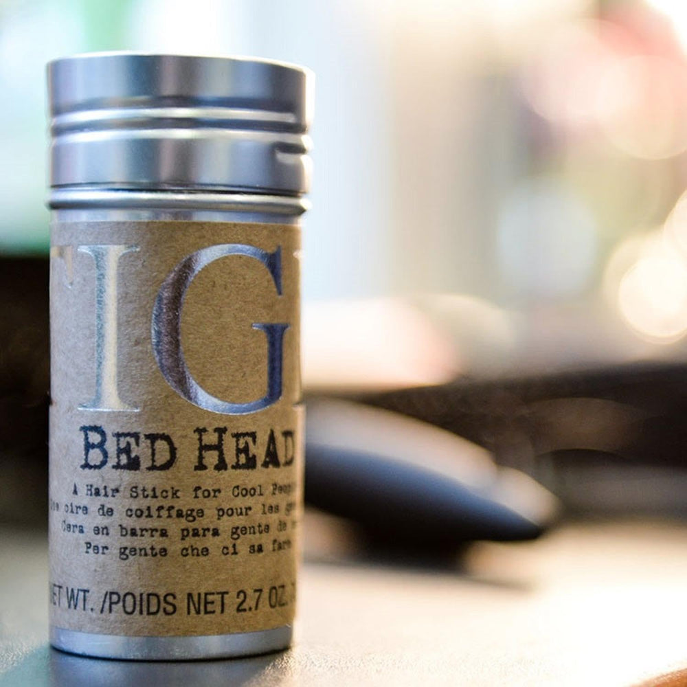 TIGI Bed Head Wax Stick, acabado semi-mate, definición y control del peinado.