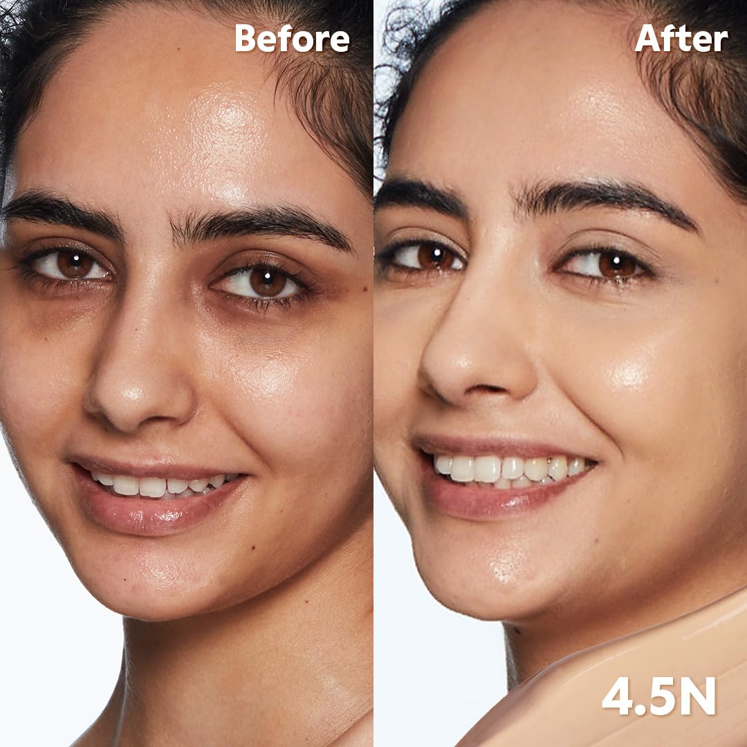 Difuminado suave de concealer para un acabado natural.