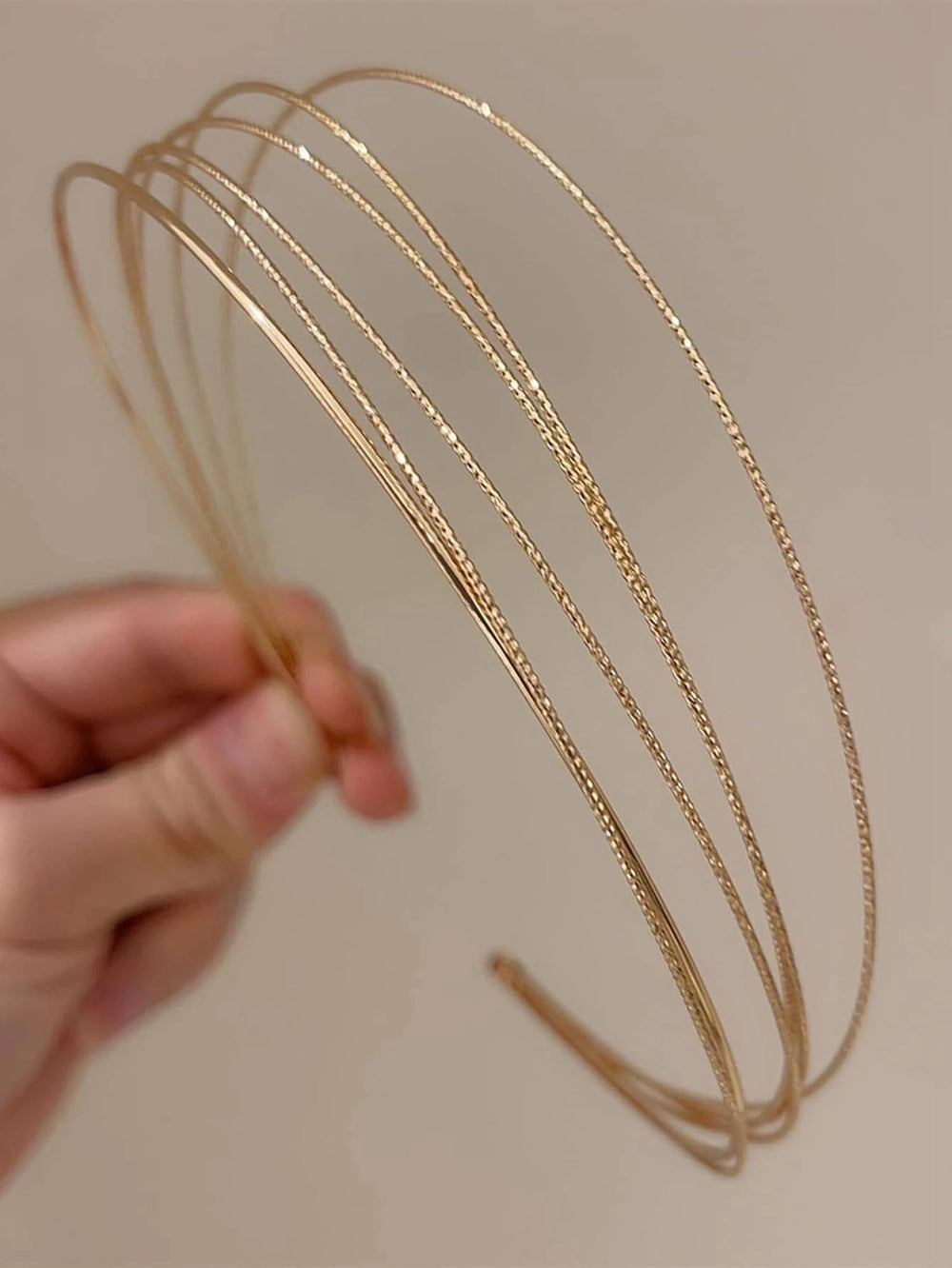 Tobeffect diadema metal capas doradas, dos piezas, ideal para estilo diario.
