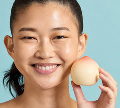 TONYMOLY crema de manos durazno y albaricoque, ingredientes naturales para nutrición.