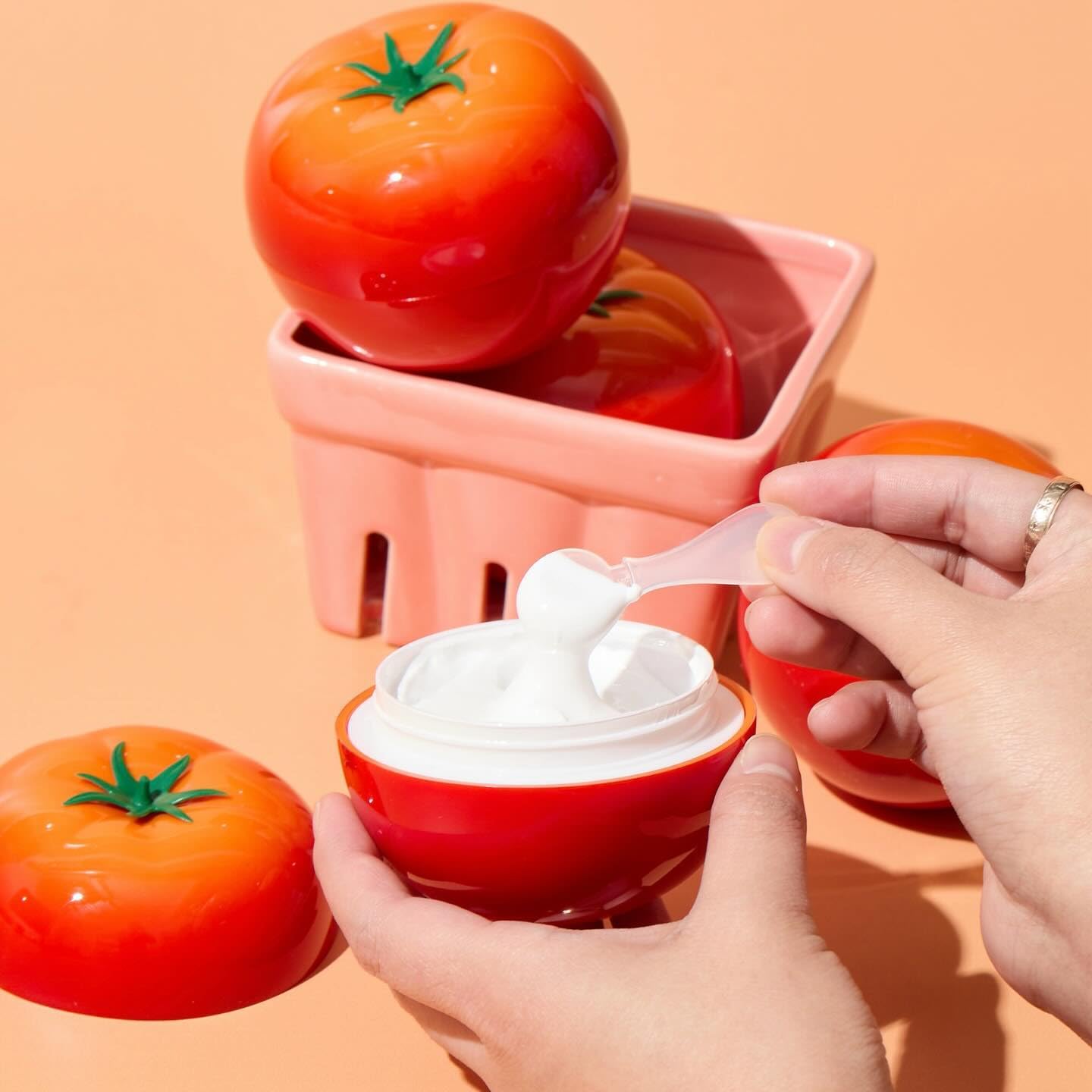 TONYMOLY Tomatox: extracto de tomate para cuidado nutritivo