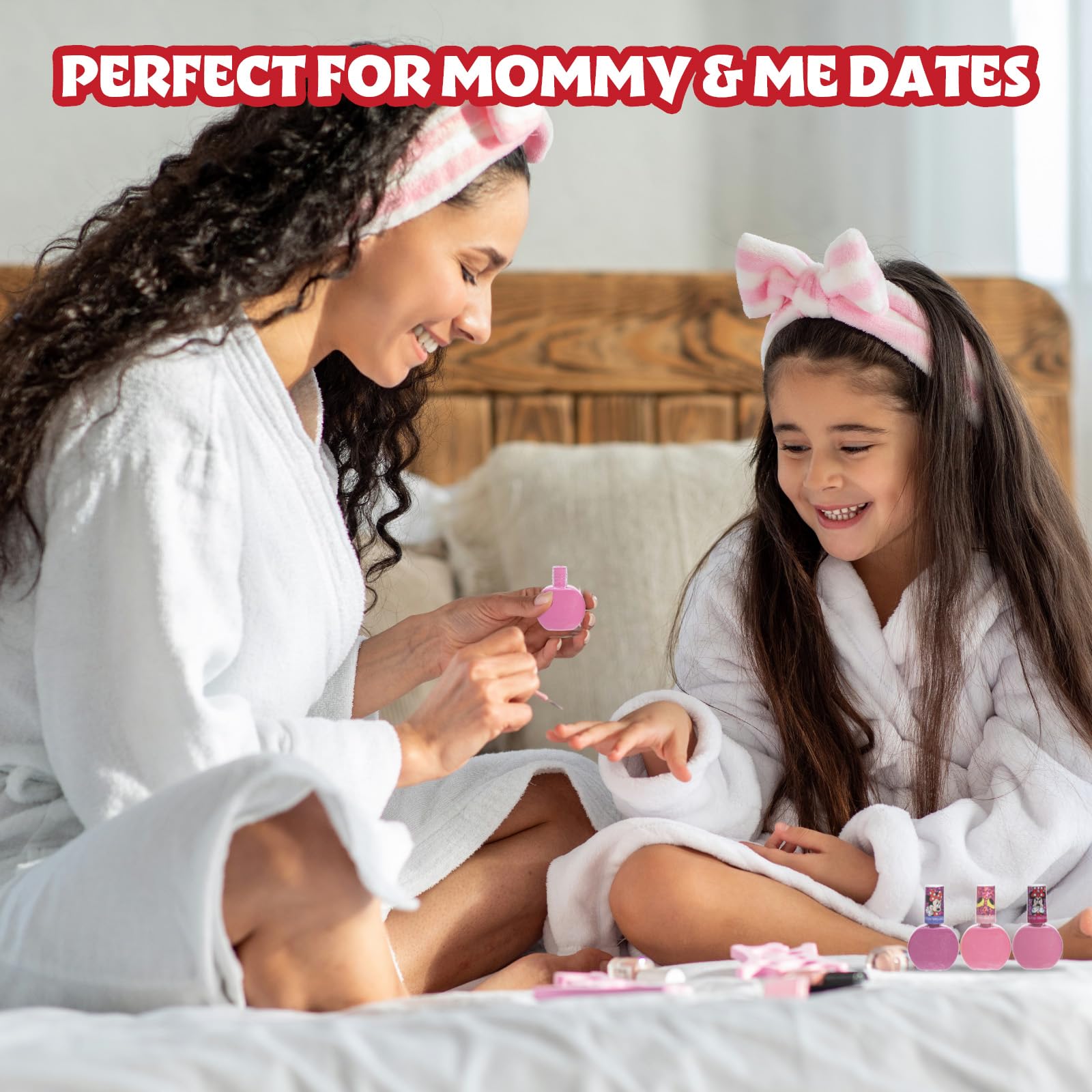 Variedad de colores para uñas con Townley Girl Minnie Mouse, opciones creativas.