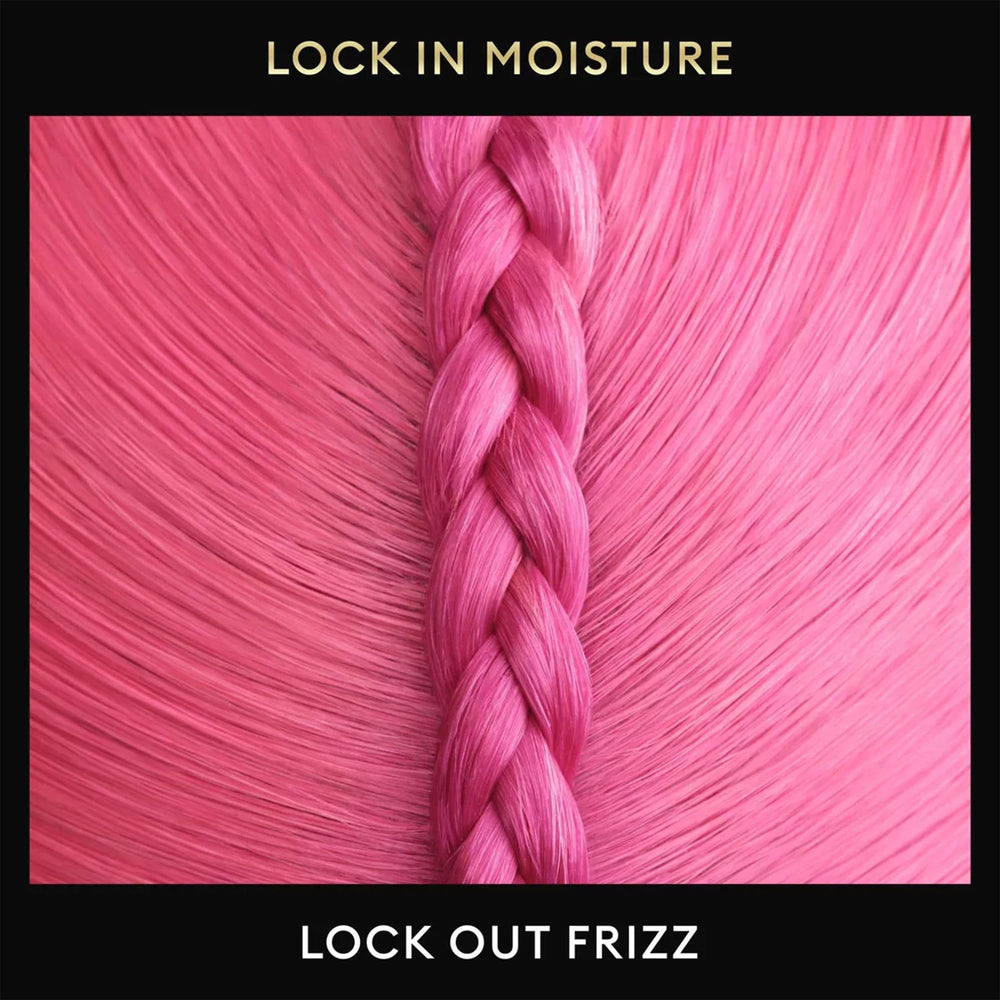 Cabello hidratado y flexible con mousse TRESemmé para uso diario.