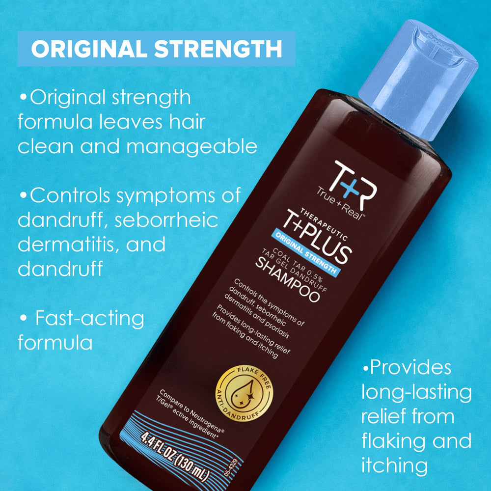 Escena de ducha con champú True+Real aplicado al cabello