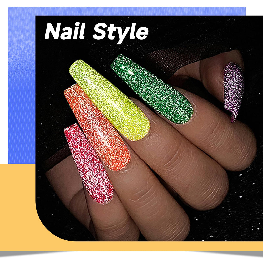 TWOEIGHT delineador de gel colores brillantes aporta glamour duradero.