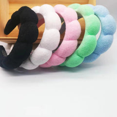 Diadema TYSSELY ajustable ofrece ajuste flexible y seguridad durante el uso.