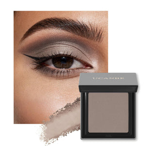 UCANBE Misty Taupe: vista frontal de la paleta, ideal para looks neutros y diarios.