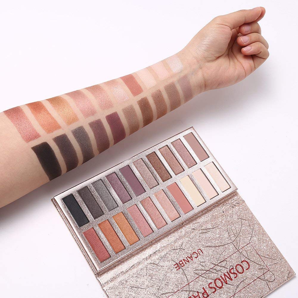 Muestras de sombras UCANBE en tonos mate y brillo para transiciones suaves.