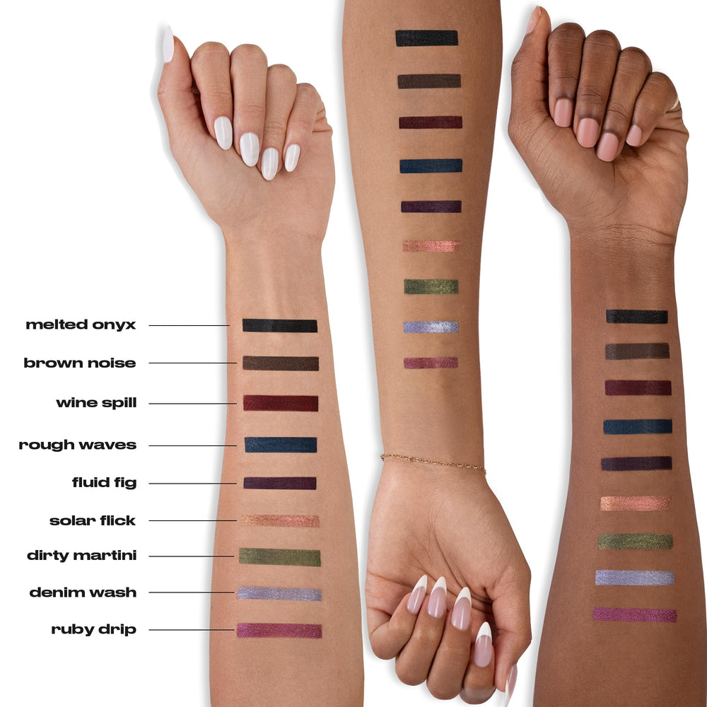 URBAN DECAY 24/7 Liquid Stick: resistencia al agua para uso diario sin migas.