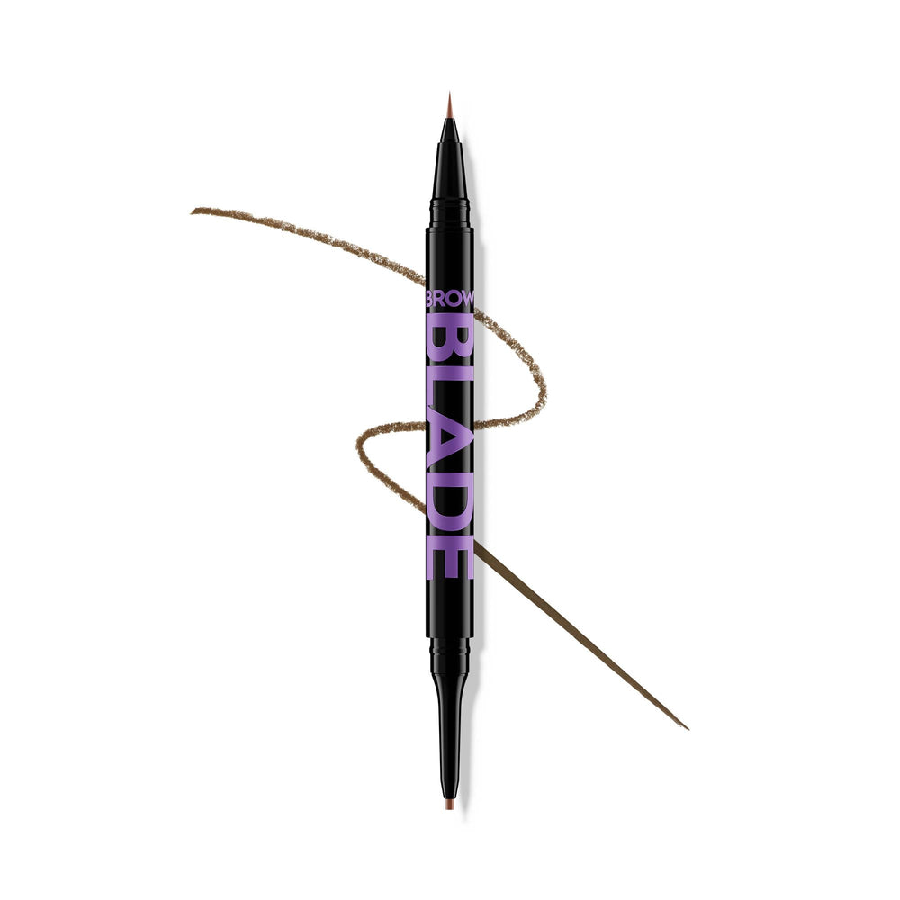 URBAN DECAY Brow Blade lapiz resistente al agua define cejas con acabado natural.