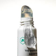 Tratamiento labial Urban Skin Rx con péptidos y ácido hialurónico para hidratación.