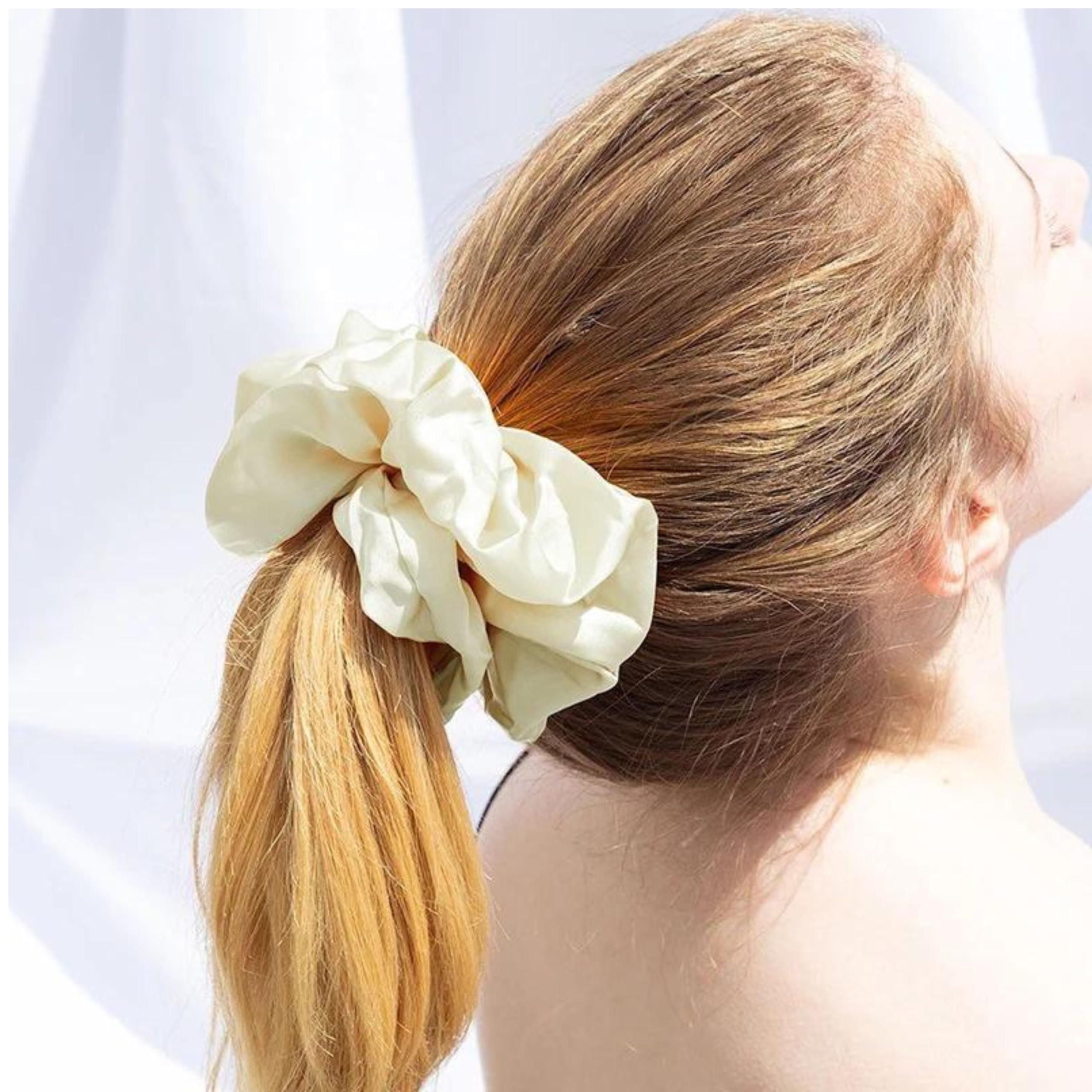 VEDO SHIPIN scrunchie satin grande azul, perfecto para moños grandes duraderos.
