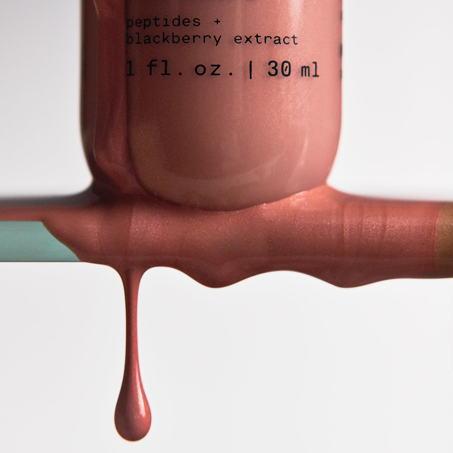 Versed Mood Lighting Drops dorado sutil para tonos de piel claros