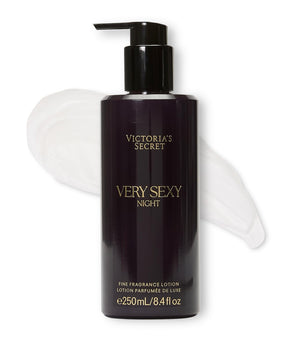 Victoria's Secret Very Sexy Night loción en botella para una aplicación suave y piel hidratada