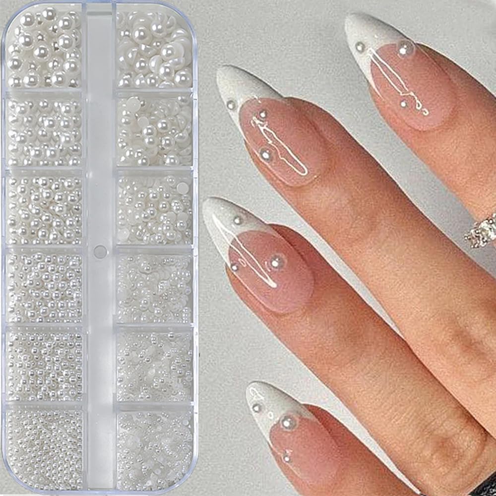 WENEWFINE perlas blancas para uñas en 12 rejillas, ideal para diseños elegantes.