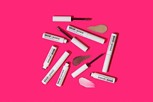 wet n wild Brow-Sessive coincide-tono-natural con color de pelo.