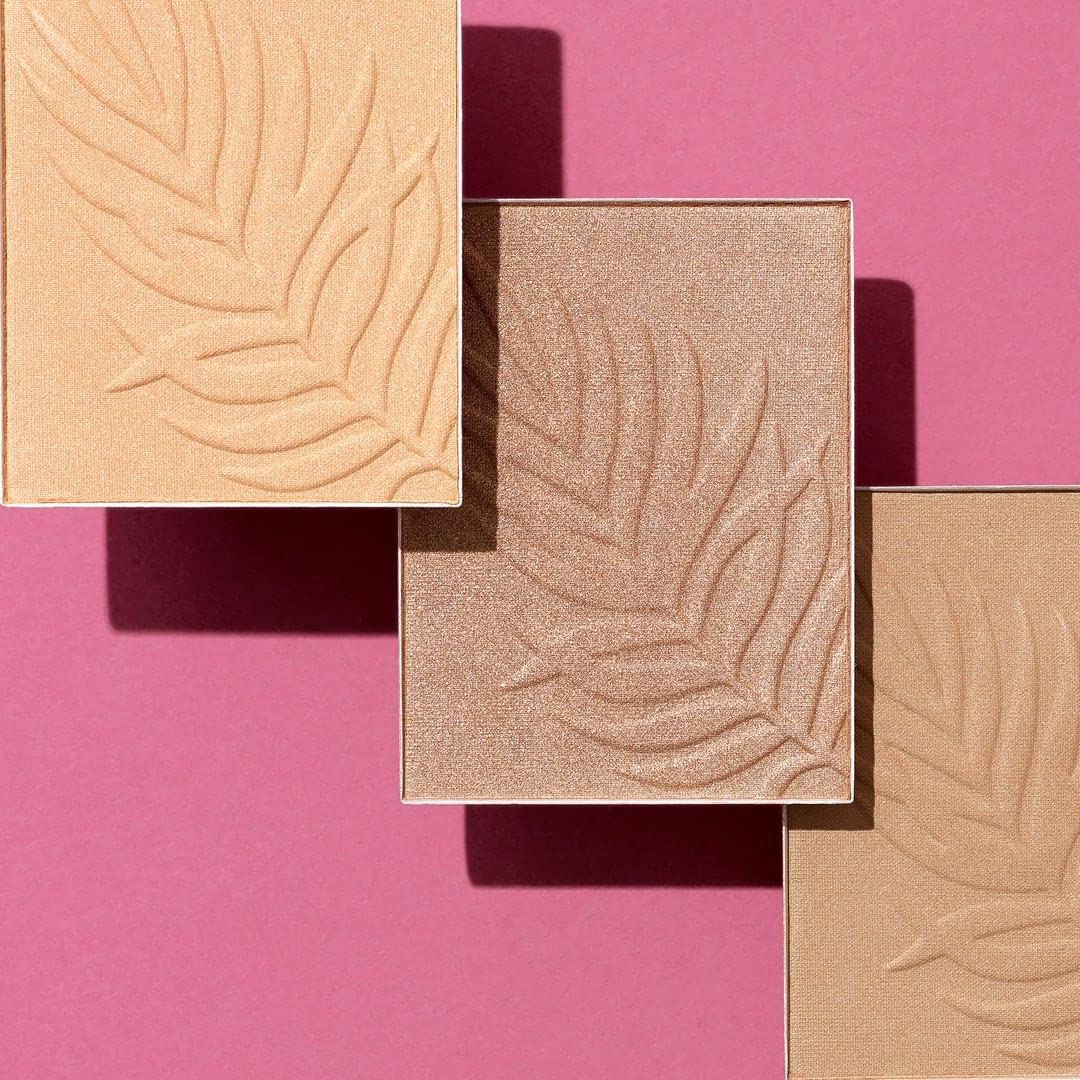 wet n wild Color Icon Bronzer Sunset Striptease, ideal para cuello y escote con brillo uniforme.