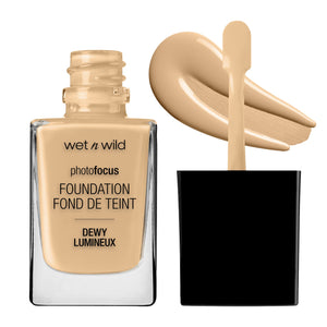 Wet n Wild fundación líquida radiante Buff Bisque, color natural para piel hidratada