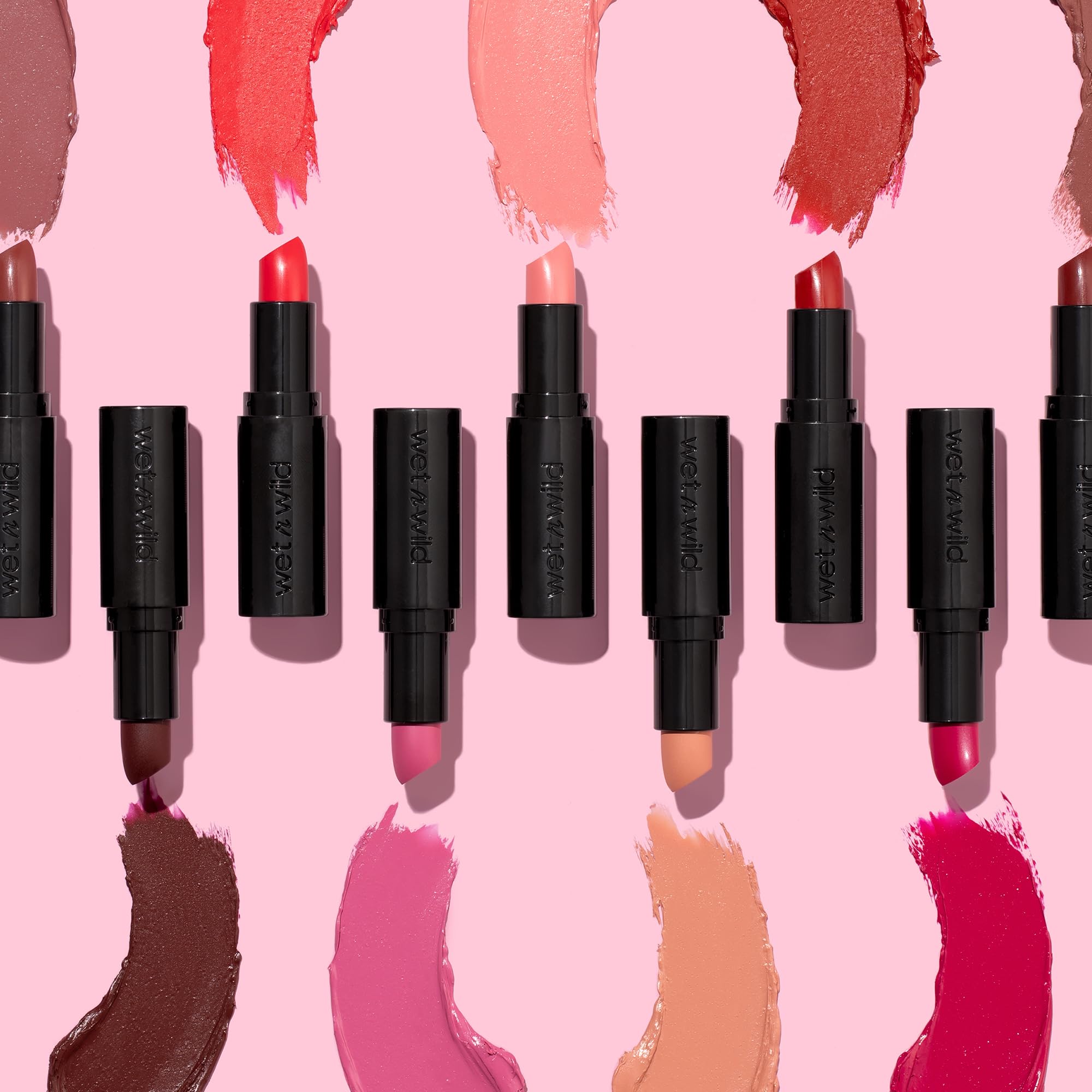 wet n wild labios acabado mate cremoso y fácil de aplicar.