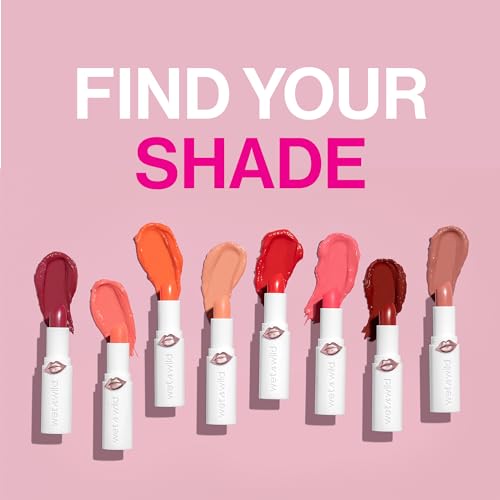 Wet n Wild Mega Last High-Shine Lipstick Crimson Crime swatch para color realista