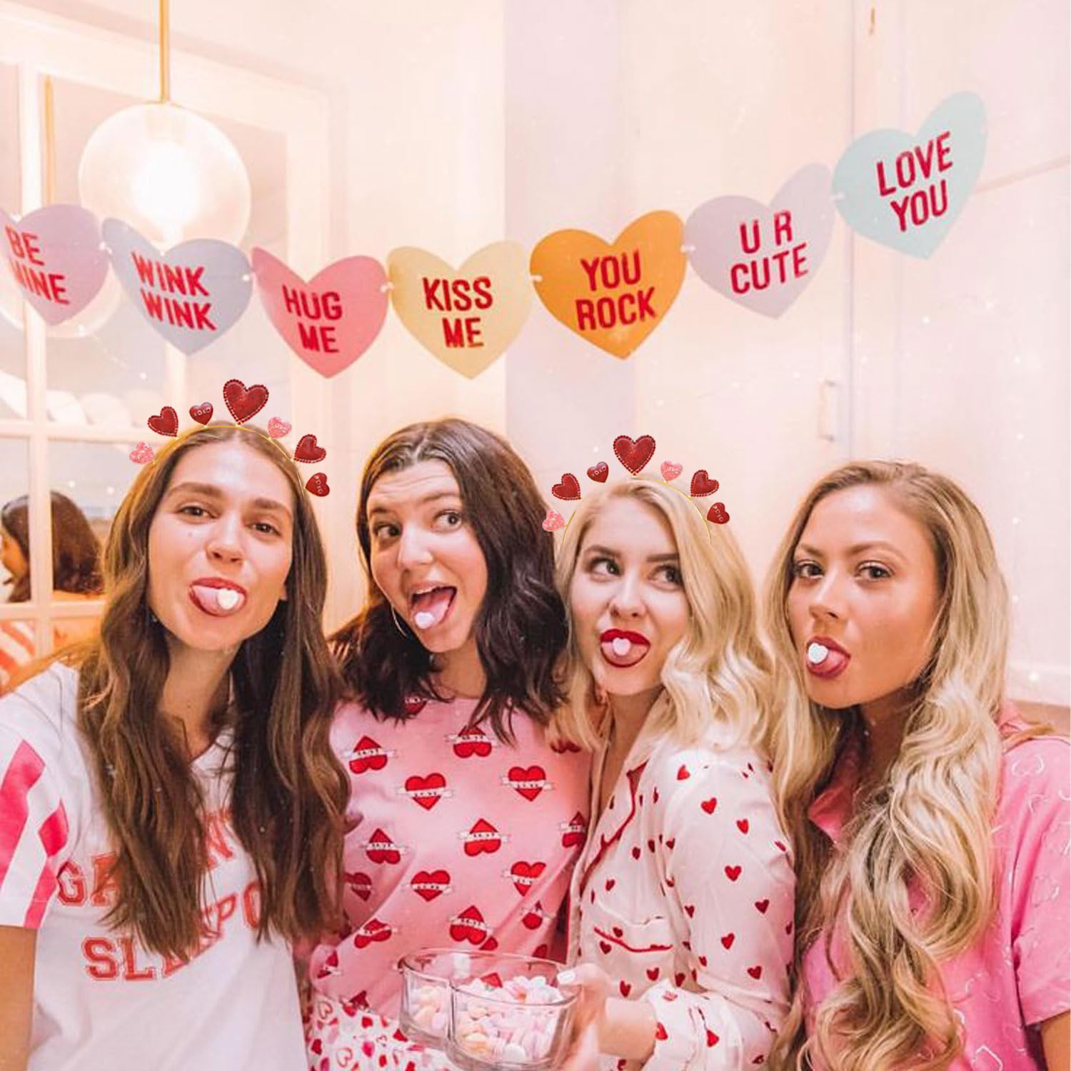 Diadema Woduntes Valentín con letras XO para un toque romántico.