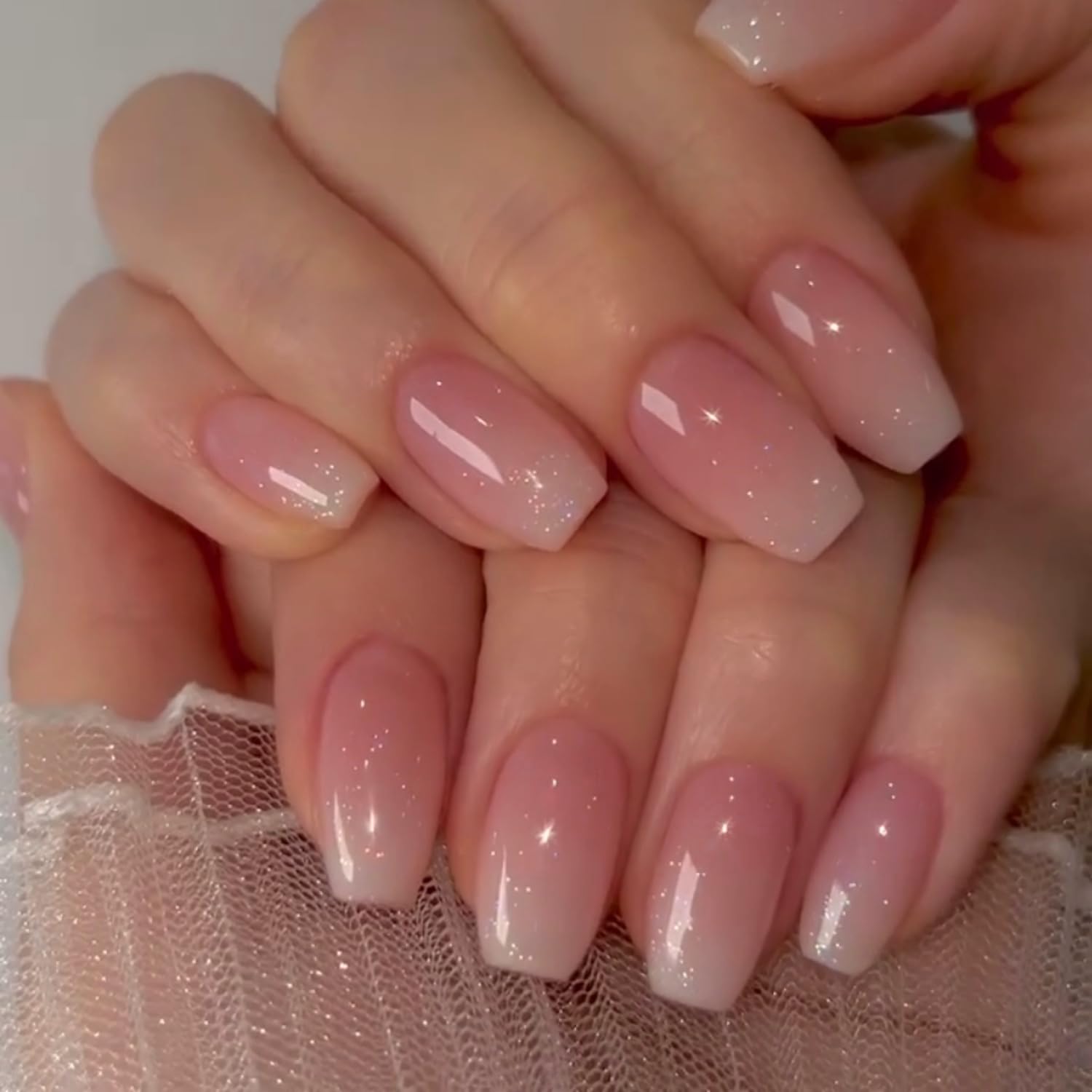 XCREANDO textura gel premium en uñas artificiales para mayor durabilidad