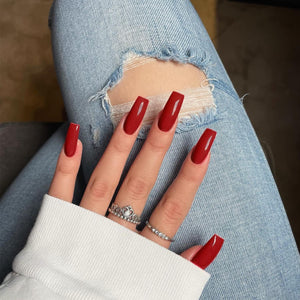 XCREANDO uñas postizas rojas mediano-largo cuadradas para look elegante