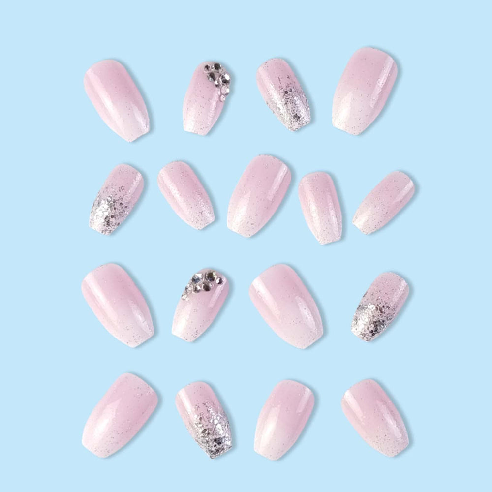Combinación de YoYoee Uñas forma ataúd con vestuario para fiestas